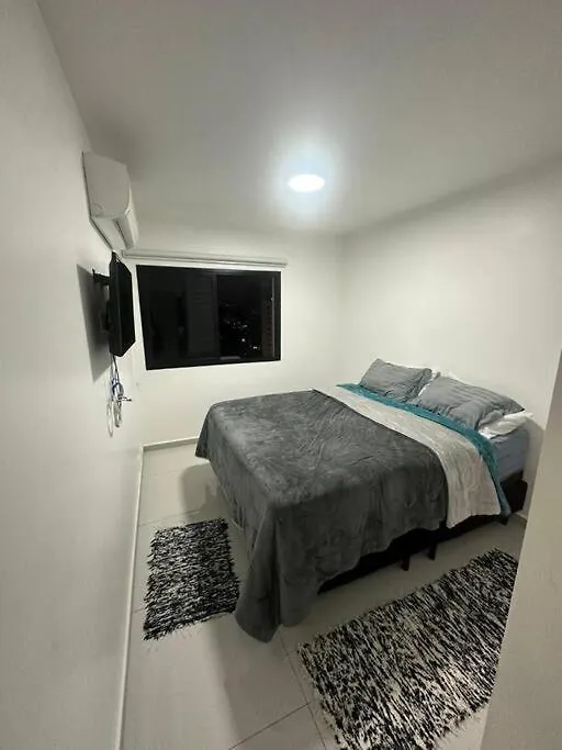 Apartamento Flat Proximo Parque Ibirapuera E Av Paulista São Paulo 0*,  Brazilië